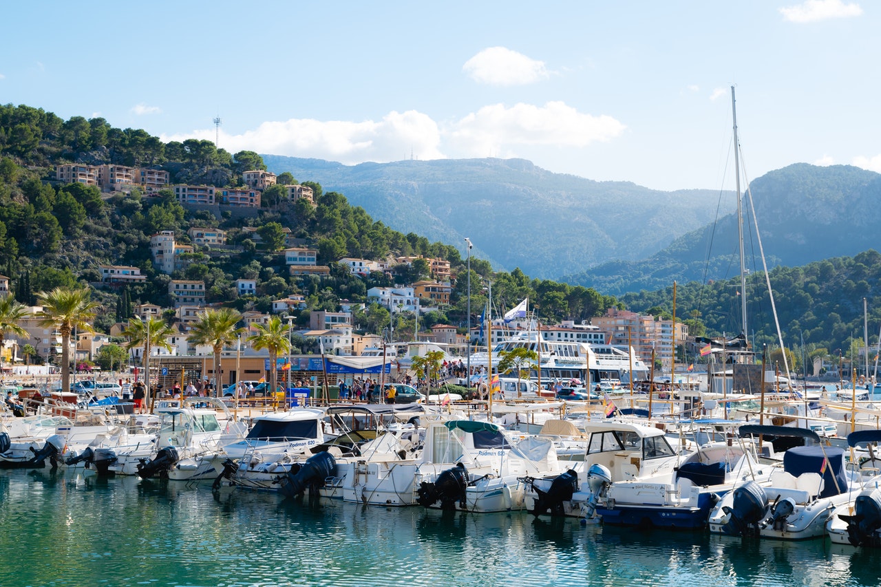 yacht moorings mallorca